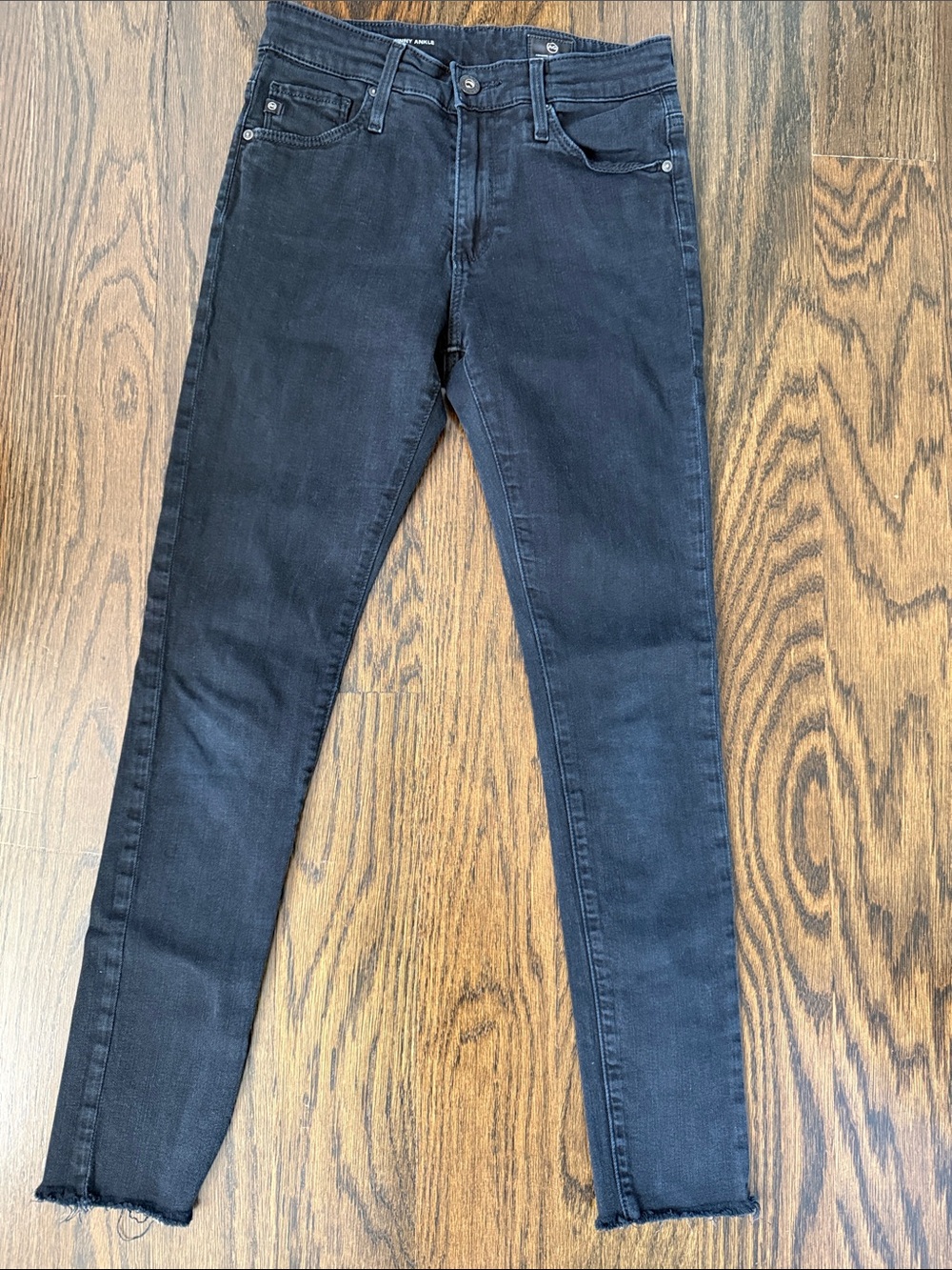 AG Adriano Goldschmied Black Farrah Skinny Ankle Jeans sz 24 womenโs